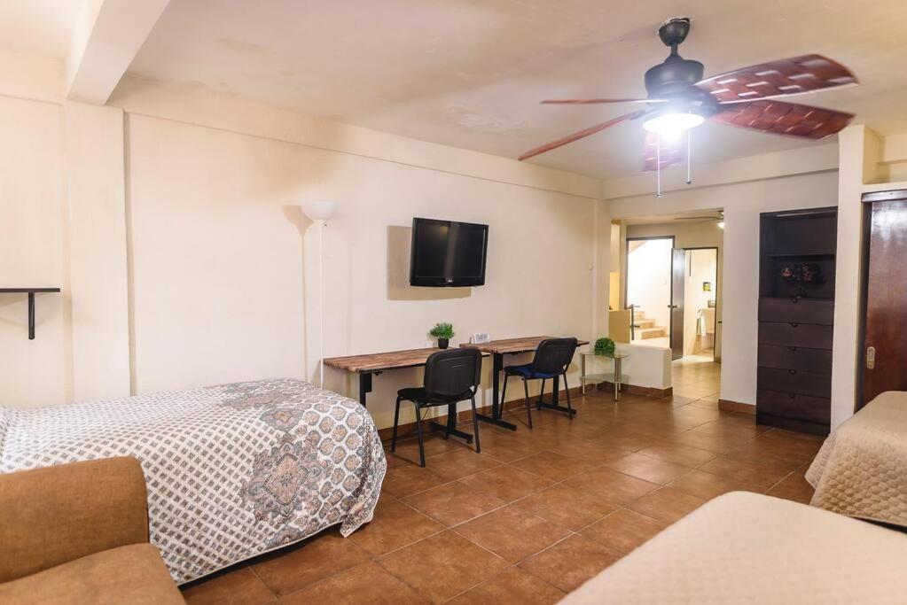 Departamento Grande Con 2 Recamaras Con Aire 5 Camas Wifi 115Mb, Cocina .Cochera Techada, #4 سيوداد فاليس المظهر الخارجي الصورة